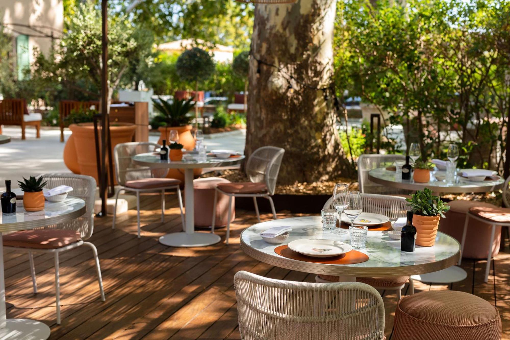 Hotel Et Restaurant La Bastide Bourrelly - Mathias Dandine 卡布列斯 外观 照片