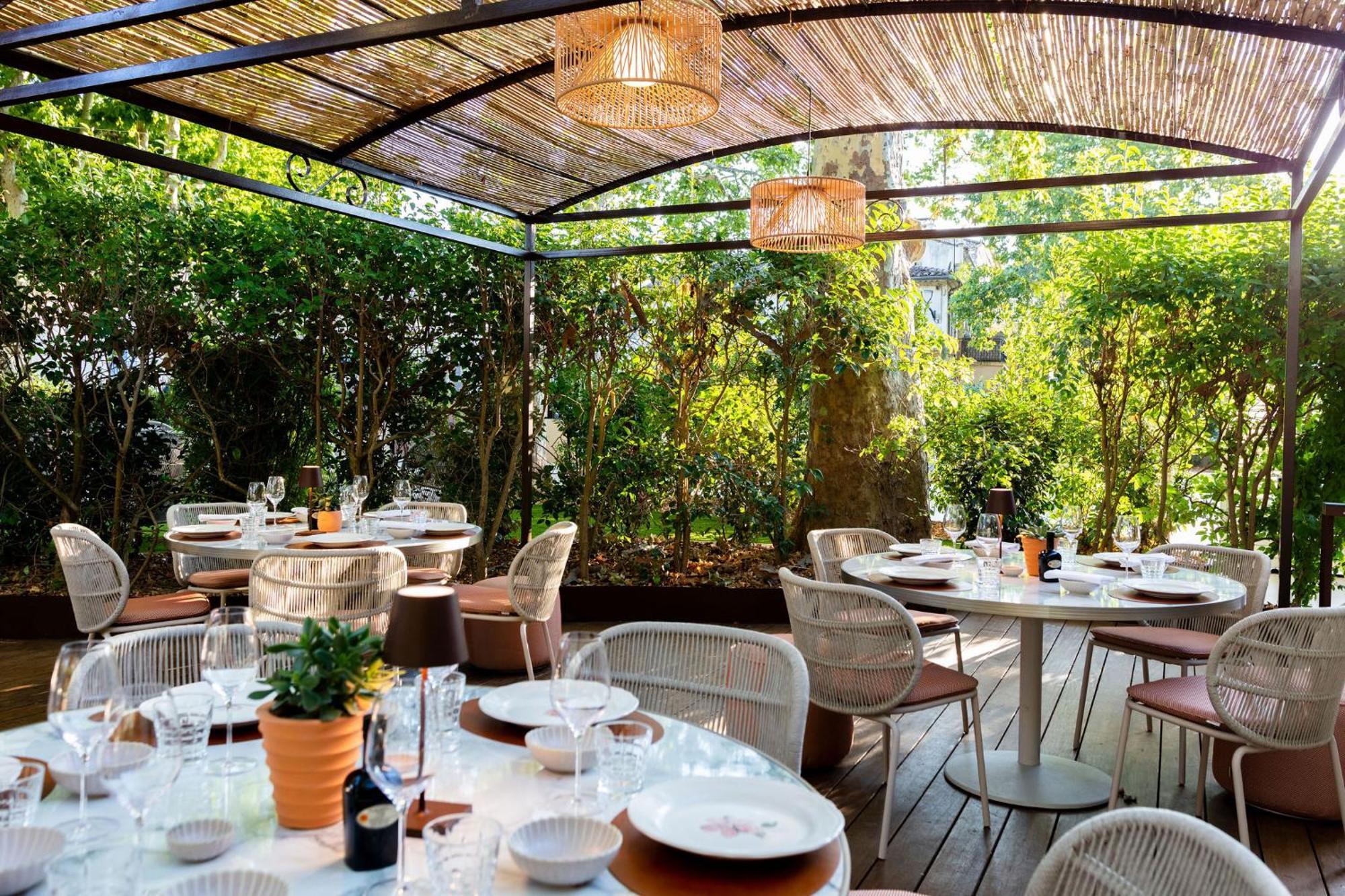 Hotel Et Restaurant La Bastide Bourrelly - Mathias Dandine 卡布列斯 外观 照片