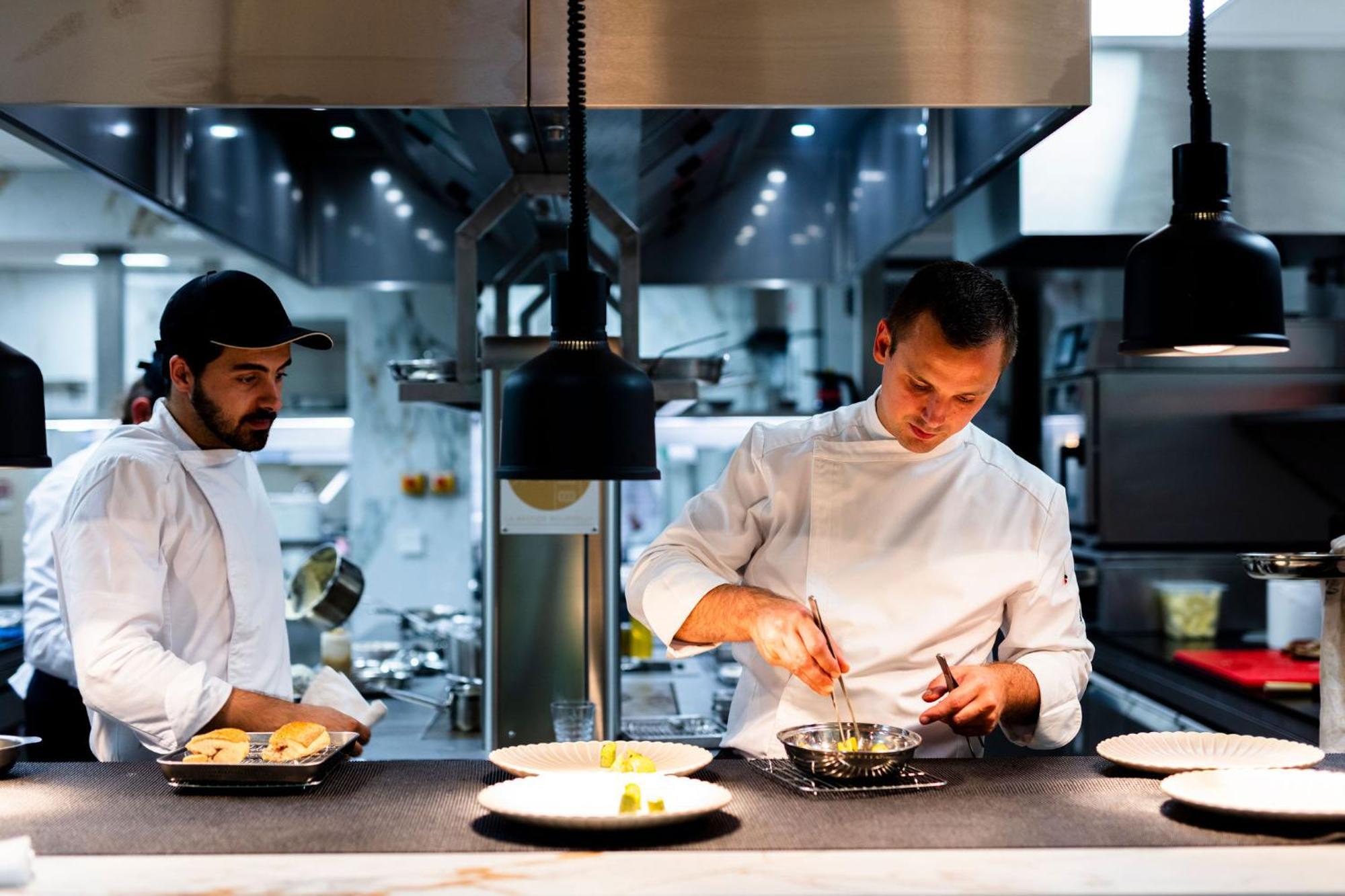 Hotel Et Restaurant La Bastide Bourrelly - Mathias Dandine 卡布列斯 外观 照片